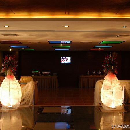 Hotel One سيالكوت المظهر الداخلي الصورة